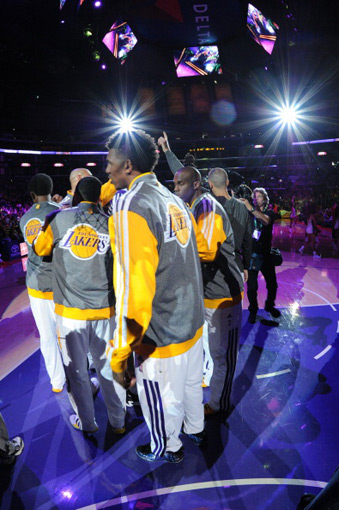 塞内加尔新一期名单：雅克松领衔，姆巴耶、马马杜-萨尔入选（塞内加尔新名单出炉：雅克松领衔，姆巴耶、马马杜-萨尔在列）