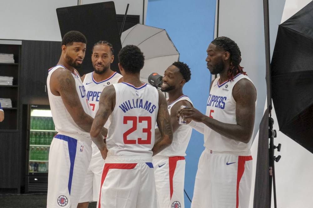 国安队备战亚冠：两天假期后的全力以赴（两天短休后，国安全情投入亚冠备战）