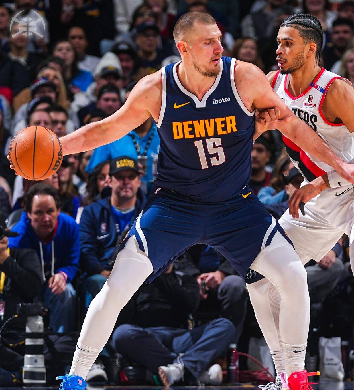 意杯-图拉姆梅开二度皮奥博尼破门 国米5-1威尼斯晋级（意大利杯：图拉姆双响、皮奥博尼破门，国米5-1胜威尼斯晋级）