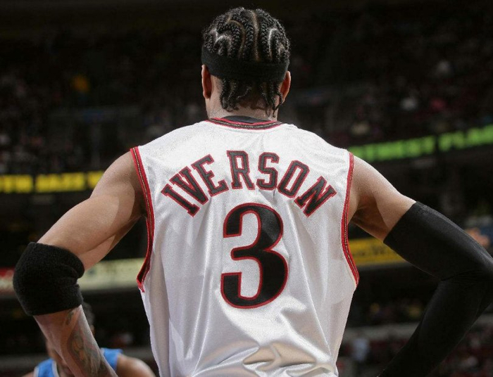 本-戴维斯：自己的未来无法控制，在捧杯时为孙兴慜感到骄傲（本-戴维斯：未来不由己，目睹孙兴慜捧杯倍感自豪）